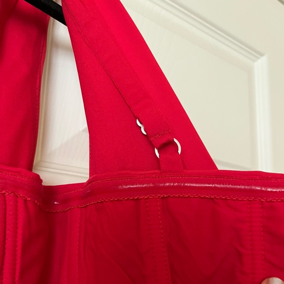 Perfect little red dress BCBG size 6 red one shoulder dress - Picture 4 of 6